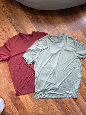 2-Pack UNDER ARMOR stretch Men's Crew Neck T-Shirt - Sage Green & Maroon